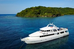 Roatan Aggressor Liveaboard - Honduras.